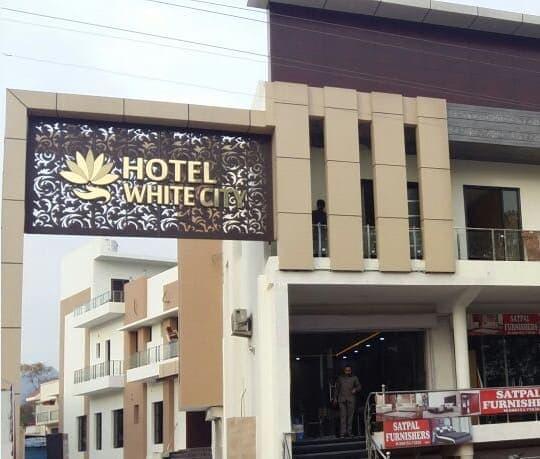 Oyo 30415 Hotel White City Anandpur  Екстер'єр фото