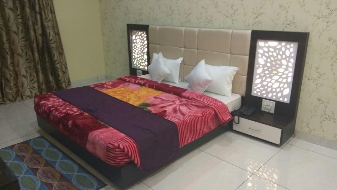 Oyo 30415 Hotel White City Anandpur  Екстер'єр фото